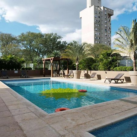 Wyndham Golden Foz Suites Foz do Iguacu Exterior photo