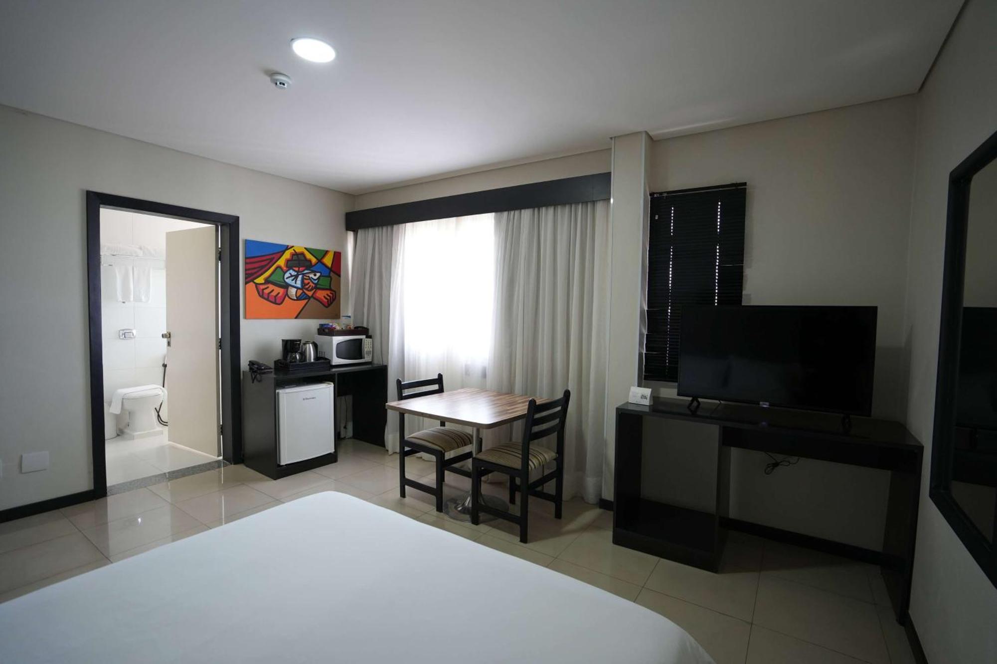 Wyndham Golden Foz Suites Foz do Iguacu Exterior photo